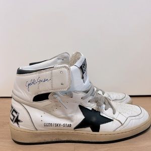 Golden Goose Sky Star Sneaker in White & Black - Size 39